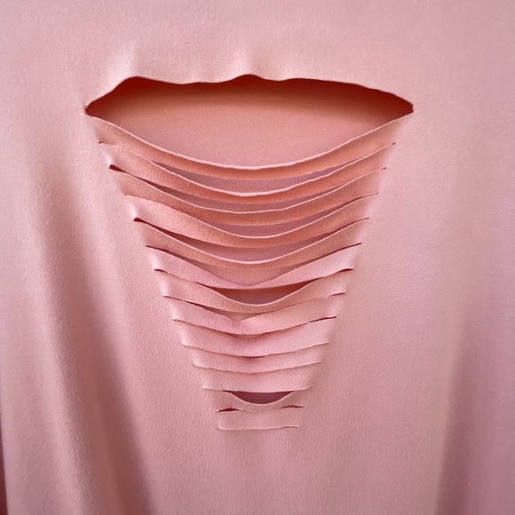 Pink top - Picture 3 of 4